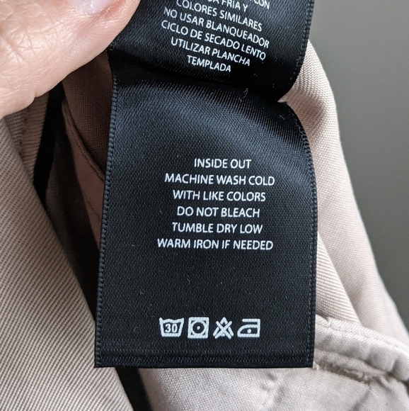 TAHARI Khaki Safari Ruched Cropped Jogger Tencel 6 and 8 Spring pants Capri - Picture 16 of 16